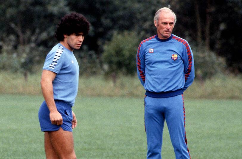 Udo Lattek (r.) trainierte den FC Bayern (1970 bis 1975 und 1983 bis 1987) sowie den FC Barcelona (1981 bis 1983), damals mit Diego Maradona (l.).