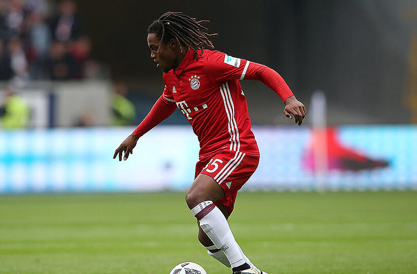 RENATO SANCHES: NOTE 4. Der Portugiese sollte ab der 62. Minute im Mittelfeld wieder für mehr Power und Zweikampfstärke sorgen. Lief wie ein Hase von Gegenspieler zu Gegenspieler, kaum am Spielaufbau beteiligt, fast ein reiner Pressingspieler.