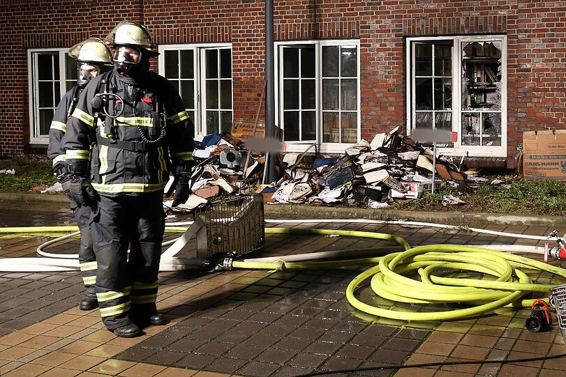 Brandanschlag auf die Hamburger Morgenpost: Die Bilder vom Tatort.