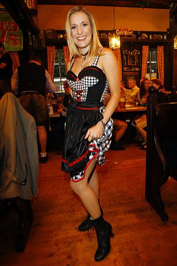 ...und lupft das Dirndl!
