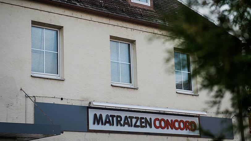 Das Mehrfamilienhaus in der Regensburger Landshuter Straße. Hier kam es zum Gewaltdelikt an der 33-jährigen Prostituierten.