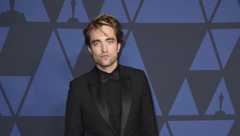 Robert Pattinson ist der neue Batman. Robert Pattinson ist der neue Batman.