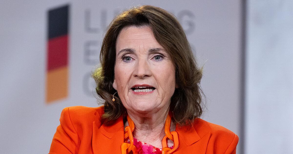 Frau-von-Weimer-verzichtet-auf-Bayerischen-Verfassungsorden