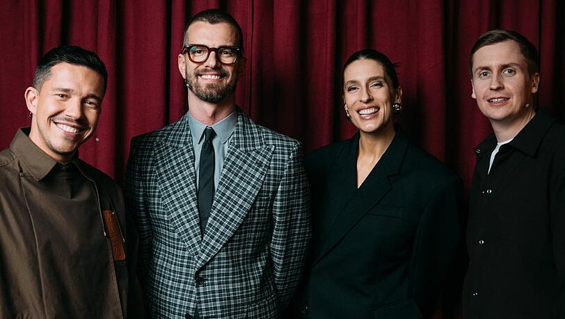 Wer wird Joko Winterscheidt (2.v.l.) dieses Mal die Show stehlen k&ouml;nnen?