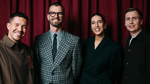 Wer wird Joko Winterscheidt (2.v.l.) dieses Mal die Show stehlen k&ouml;nnen?