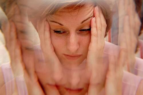 Wer sehr gestresst ist, kann gesundheitliche Probleme bekommen, aber zu Krebs führt Dauerbelastung nicht.