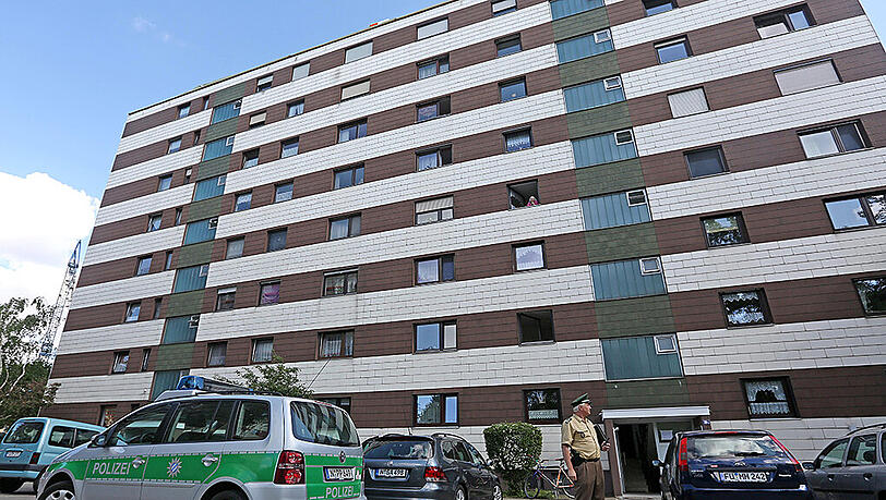 Der Tatort in Oberasbach. In diesem Wohnhaus tötete der Mann seinen Sohn. Der Tatort in Oberasbach. In diesem Wohnhaus tötete der Mann seinen Sohn.
