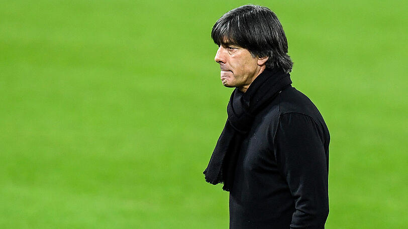 Bundestrainer Joachim Löw geht nicht unbedingt "tiefenentspannt" ins WM-Jahr.