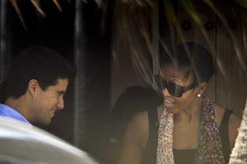 Michelle Obama im Beach Club of Villa Padierna Hotel in Marbella