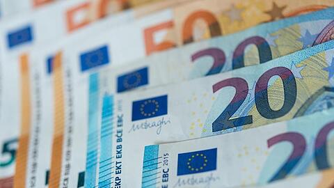 Um Deutschlands Beschäftigte vor Arbeitslosigkeit zu schützen, hatte der Bundestag zuletzt einen Gesetzentwurf für ein erleichtertes Kurzarbeitergeld beschlossen.