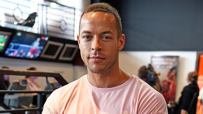 Andrej Mangold will sich bei "Promi Big Brother" 2025 gegen die Promi-Konkurrenz durchsetzen. Andrej Mangold will sich bei "Promi Big Brother" 2025 gegen die Promi-Konkurrenz durchsetzen.