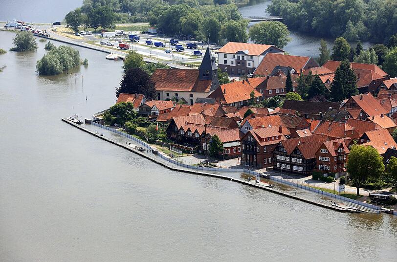 Die aktuellen Aufnahmen aus den Hochwassergebieten in Norddeutschland in unserer Bilderstrecke