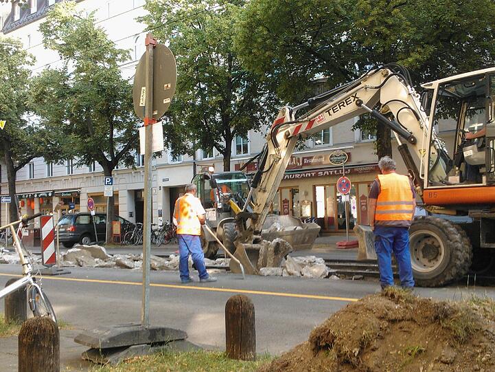 Zwischen Wörthstraße und Ostbahnhof werden die Tramgleise erneuert.