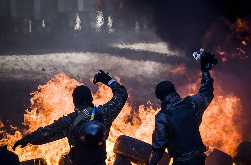 Straßenschlacht in der Ukraine