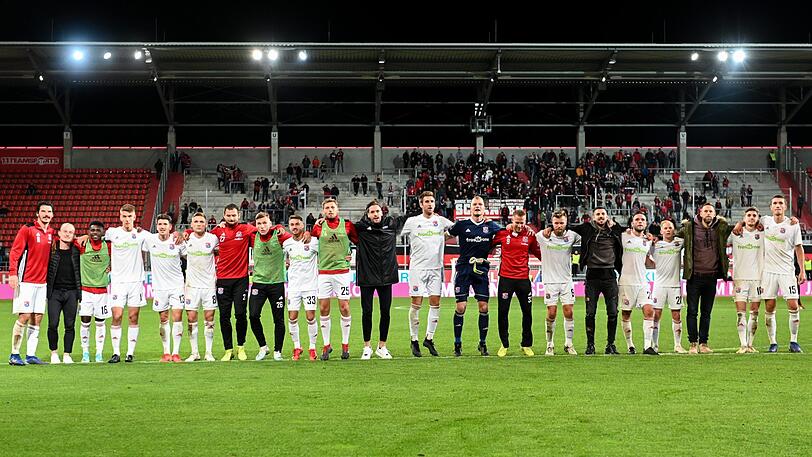Die SpVgg Unterhaching eroberte sich am Montagabend die Tabellenführung zurück.