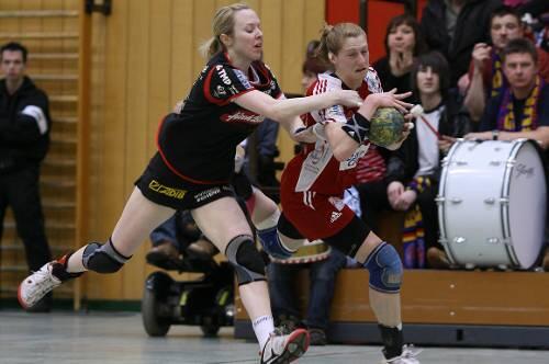 Kaum zu stoppen: Franzi Beck gegen THC-Lady Martina Knytlova.