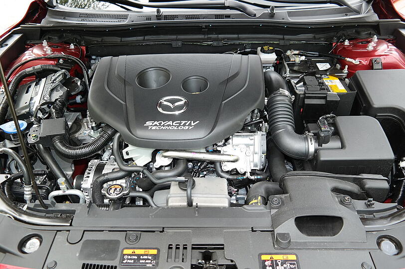 Der Skyactiv-Dieselmotor im Mazda3 leistet 105 PS und 270 Newtonmeter maximales Drehmoment.