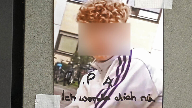 Ein Foto des erstochenen Alex Ein Foto des erstochenen Alex
