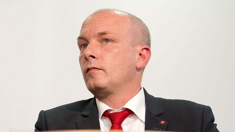 Joachim Wolbergs (SPD) wird Bestechlichkeit vorgeworfen. Joachim Wolbergs (SPD) wird Bestechlichkeit vorgeworfen.