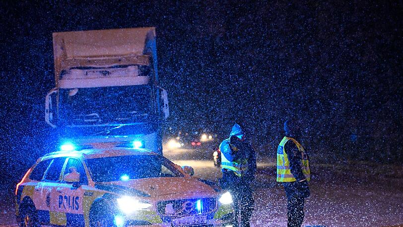 Deutsche Erasmus-Studenten sind auf dem Weg ins finnische Lappland in einen Busunfall verwickelt worden. (Symbolbild)