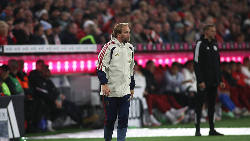 Übernimmt für Vincent Kompany: Co-Trainer Aaron Danks. Übernimmt für Vincent Kompany: Co-Trainer Aaron Danks.