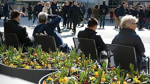 2016 sind zum ersten Mal Stühle in der Innenstadt aufgestellt worden.