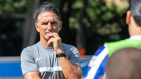 Muss bei Hertha BSC noch einige Probleme lösen: Trainer Bruno Labbadia.