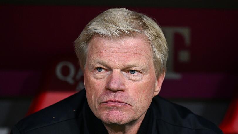 Oliver Kahn, kommt vor dem Spiel in das Stadion.