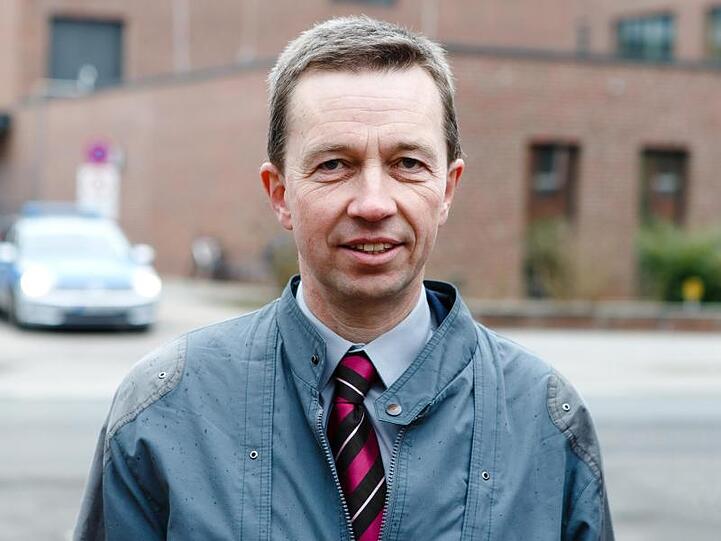 Bernd Lucke, inzwischen Vorsitzender der Liberal-Konservativen Reformer, appelliert an seine ehemalige Partei: "Brechen Sie mit den Rechtsextremisten in der AfD!"