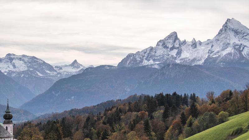 Ein Mitwanderer versuchte noch, dem abgestürzten 59-Jährigen zu Hilfe zu kommen - doch er starb an seinen schweren Kopfverletzungen.
