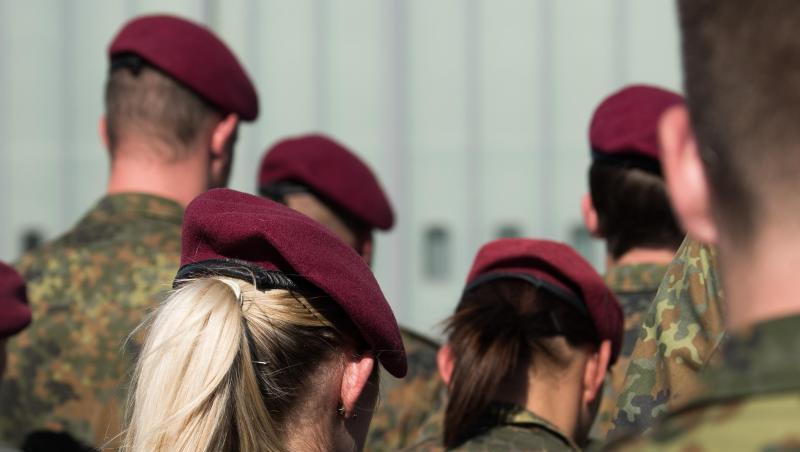 2018 wurden bei der Bundeswehr sieben Extremisten enttarnt. 2018 wurden bei der Bundeswehr sieben Extremisten enttarnt.