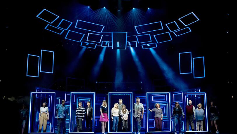 "Komm mit mir ins "Abenteuerland"" - Das Pur-Musical startet seine Tournee in M&uuml;nchen.