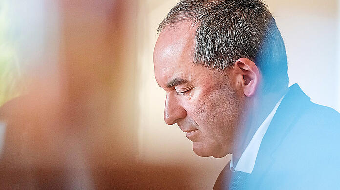 Er ist Landes- und Bundesvorsitzender der Partei Freie Wähler: Bayerns Wirtschaftsminister und Vize-Ministerpräsident Hubert Aiwanger.
