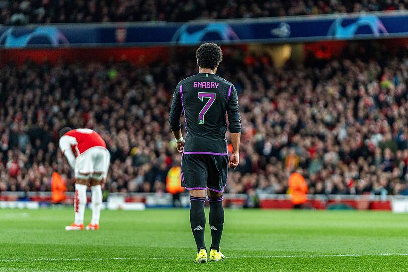 Serge Gnabry traf gegen Arsenal London und verletzte sich dann.