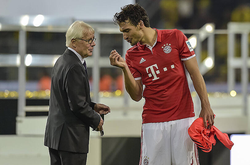 Verbindet eine Freundschaft: BVB-Präsident Dr. Reinhard Rauball (links) und Wieder-Bayern-Spieler Mats Hummels.