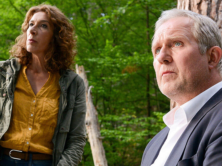 Moritz Eisner (Harald Krassnitzer) und Bibi Fellner (Adele Neuhauser) ermitteln an der österreichisch-tschechischen Grenze.
