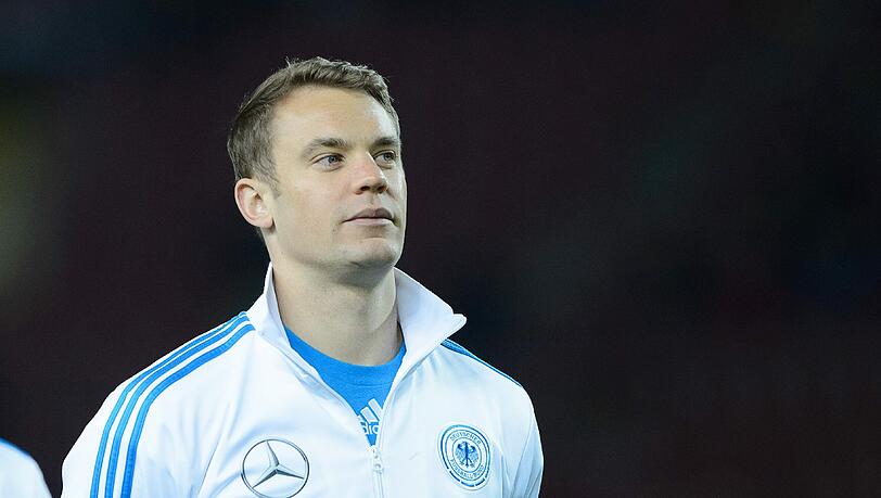 Manuel Neuer, Note 3
Das war so ein Spiel, das ihm überhaupt nicht gefällt: nix zu tun. Hat sich danach in der Kabine wahrscheinlich von den Kollegen noch ein paar Bälle auf die Finger ballern lassen