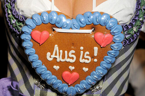 Das Ende versüßt: Diese Aufschrift auf einem Lebkuchenherzen war schon am Samstag zu sehen.