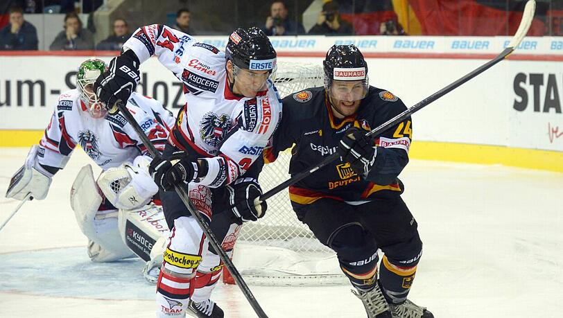 Blamage in Bietigheim: Die deutsche Eishockey-Nationalmannschaft ist nicht bei Olympia 2014 dabei. Blamage in Bietigheim: Die deutsche Eishockey-Nationalmannschaft ist nicht bei Olympia 2014 dabei.