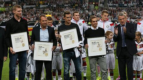 Traten allesamt nach der WM zurück (v.l): Mertesacker, Co-Trainer Flick, Klose, Lahm und nun auch Ex-DFB-Präsident Niersbach.
