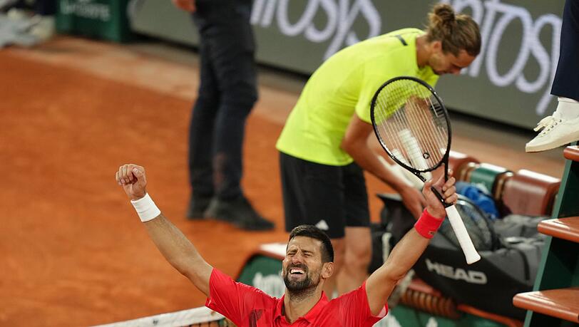 Frust bei Alexander Zverev, Jubel bei Novak Djokovic nach dem Viertelfinal-Kracher in Paris.