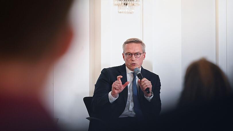 "Wenn ein Anbieter eine solche Technologie bereitstellt, sollten wir in sie investieren", sagt Karsten Wildberger. (Archivbild)