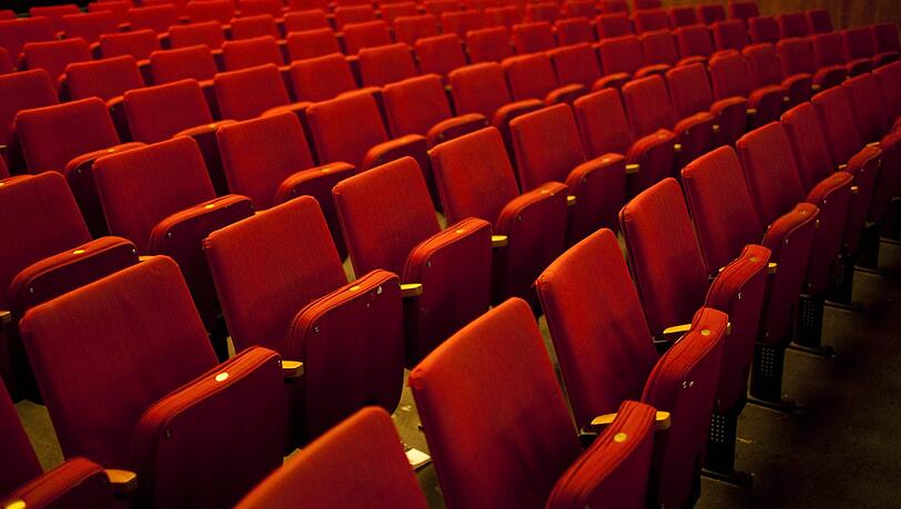 Ab dem 15. Juni dürfen Kinos und Theater, die wegen der Corona-Krise geschlossen blieben, wieder öffnen. Ab dem 15. Juni dürfen Kinos und Theater, die wegen der Corona-Krise geschlossen blieben, wieder öffnen.