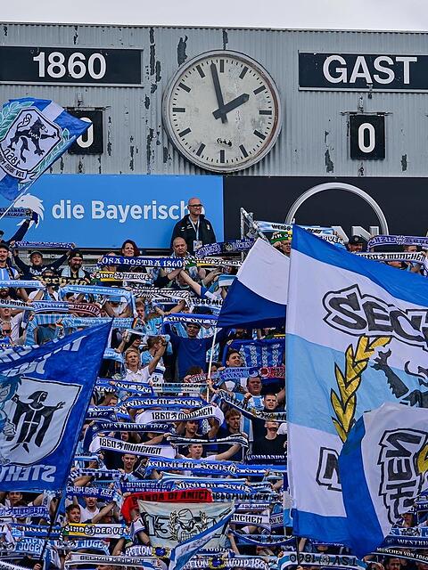 Die Westkurve des TSV 1860.