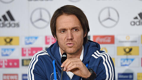Verriet, dass Deutschland gegen Gibraltar in Bestbesetzung auflaufen wird: Thomas Schneider, Co-Trainer der DFB-Elf.