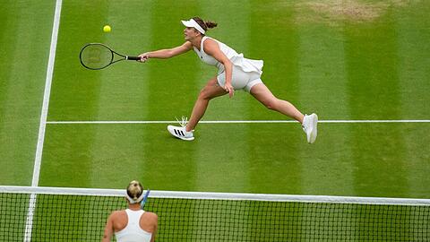 Jelina Switolina (oben) musste sich der Tschechin Marketa Vondrousova geschlagen geben.