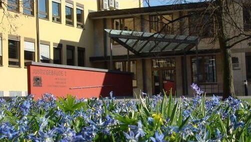 Vor dem Landgericht in Coburg muss sich Danny H. nun verantworten. Vor dem Landgericht in Coburg muss sich Danny H. nun verantworten.