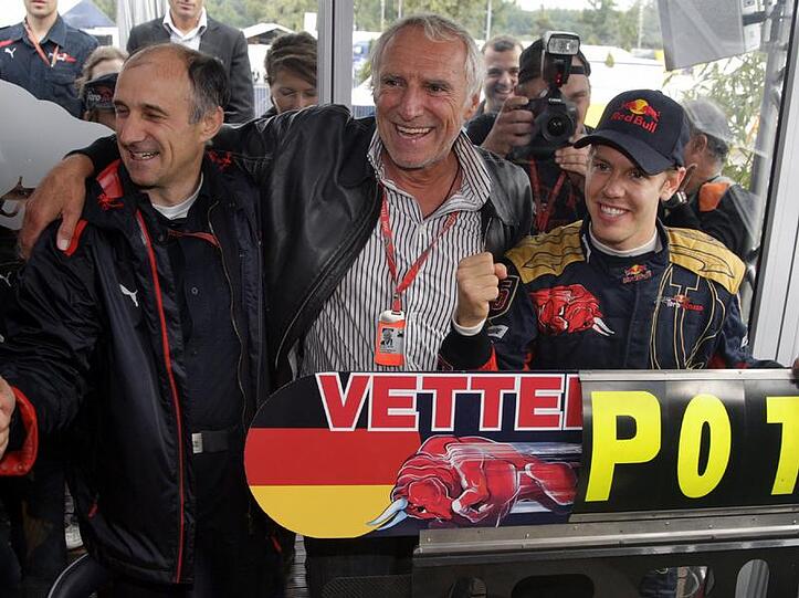 Der Macher: Red-Bull-Boss Dietrich Mateschitz mit Weltmeister Sebastian Vettel.