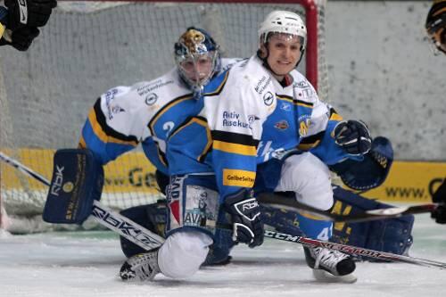 Hängt noch ein Jahr in der Oberliga bei Riessersee dran:  Andreas Raubal.