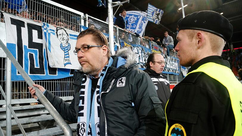 Der TSV 1860 München beim FC Ingolstadt Der TSV 1860 München beim FC Ingolstadt